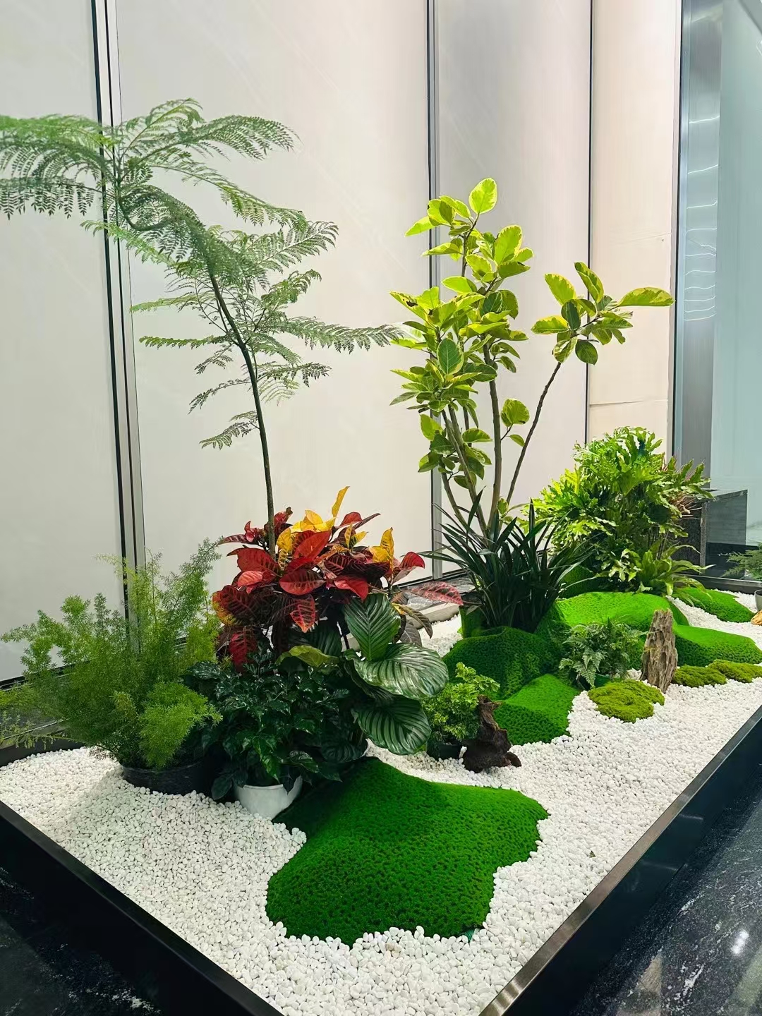 绿植养护作业现场